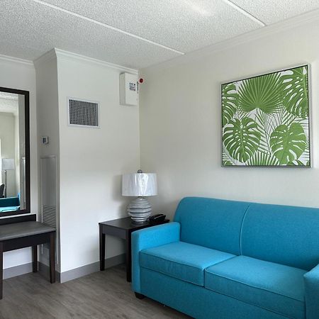 Oasis Bay Suites, Tampa, Busch Gardens, Usf Zewnętrze zdjęcie