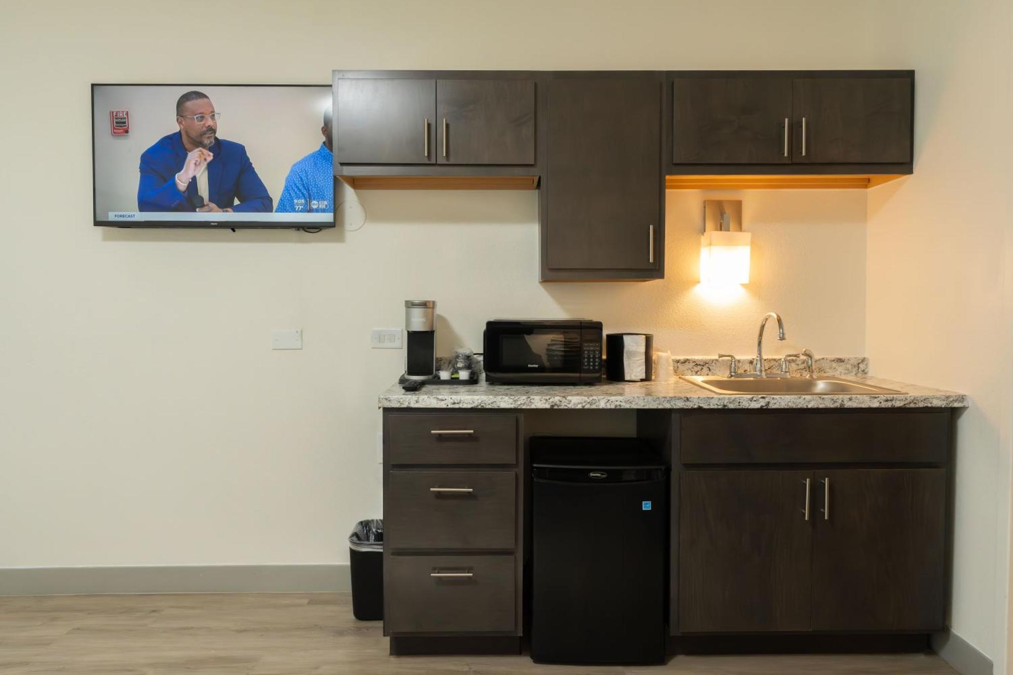 Oasis Bay Suites, Tampa, Busch Gardens, Usf Zewnętrze zdjęcie